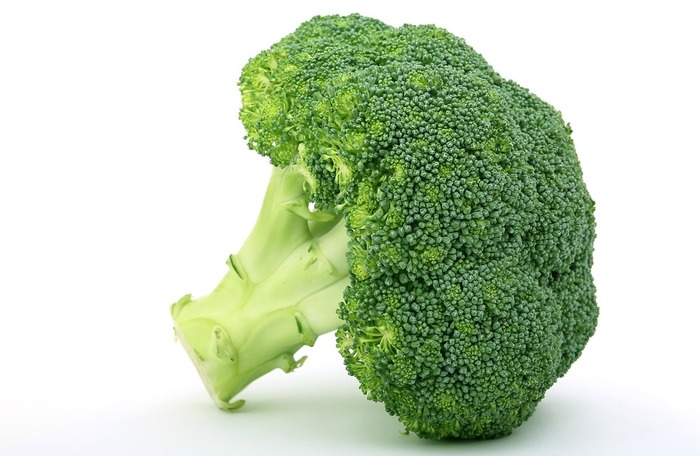 польза брокколи, свойства брокколи, полезные овощи